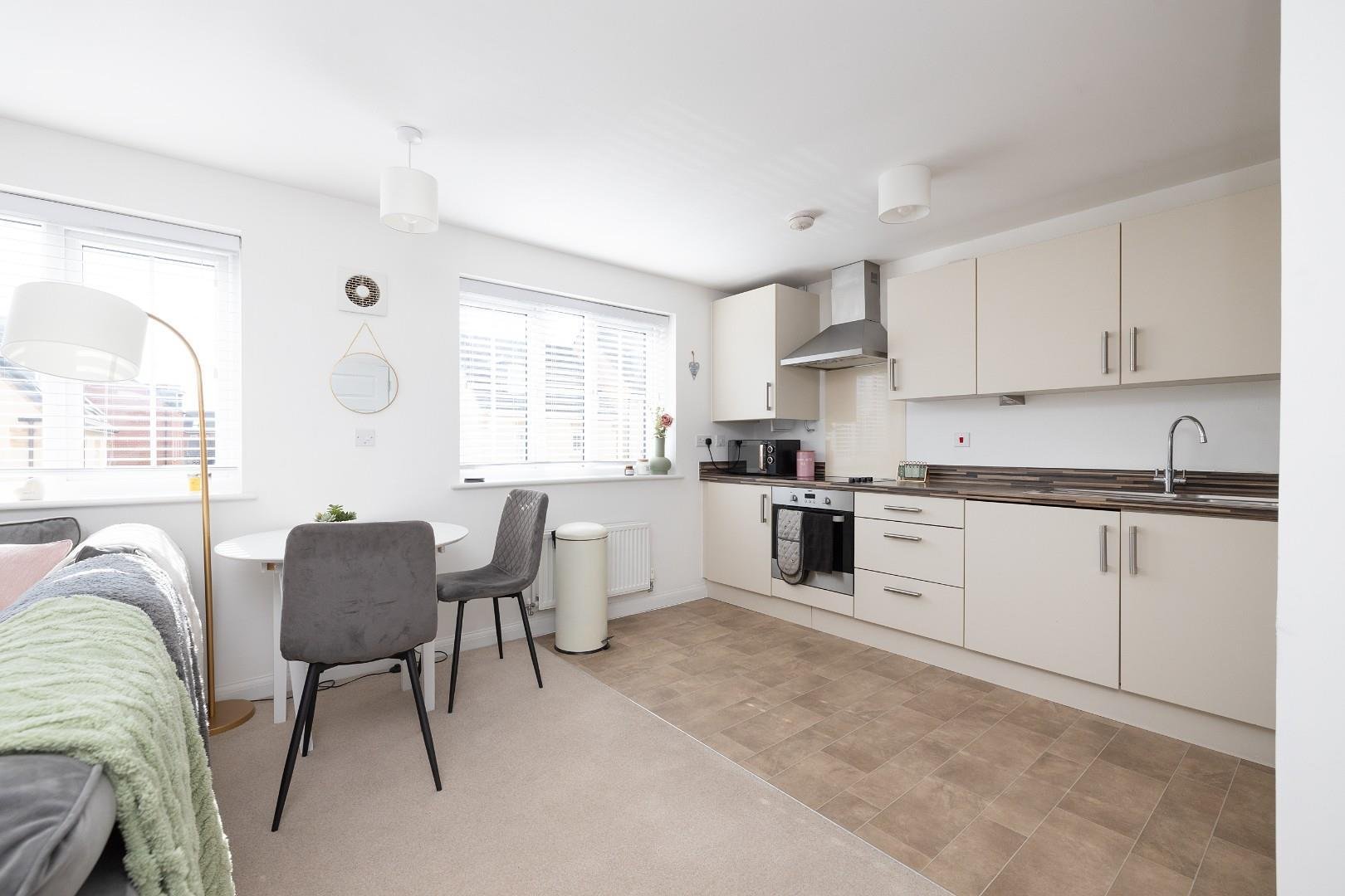 Linnet way keynsham 33723496 cd7 a2543