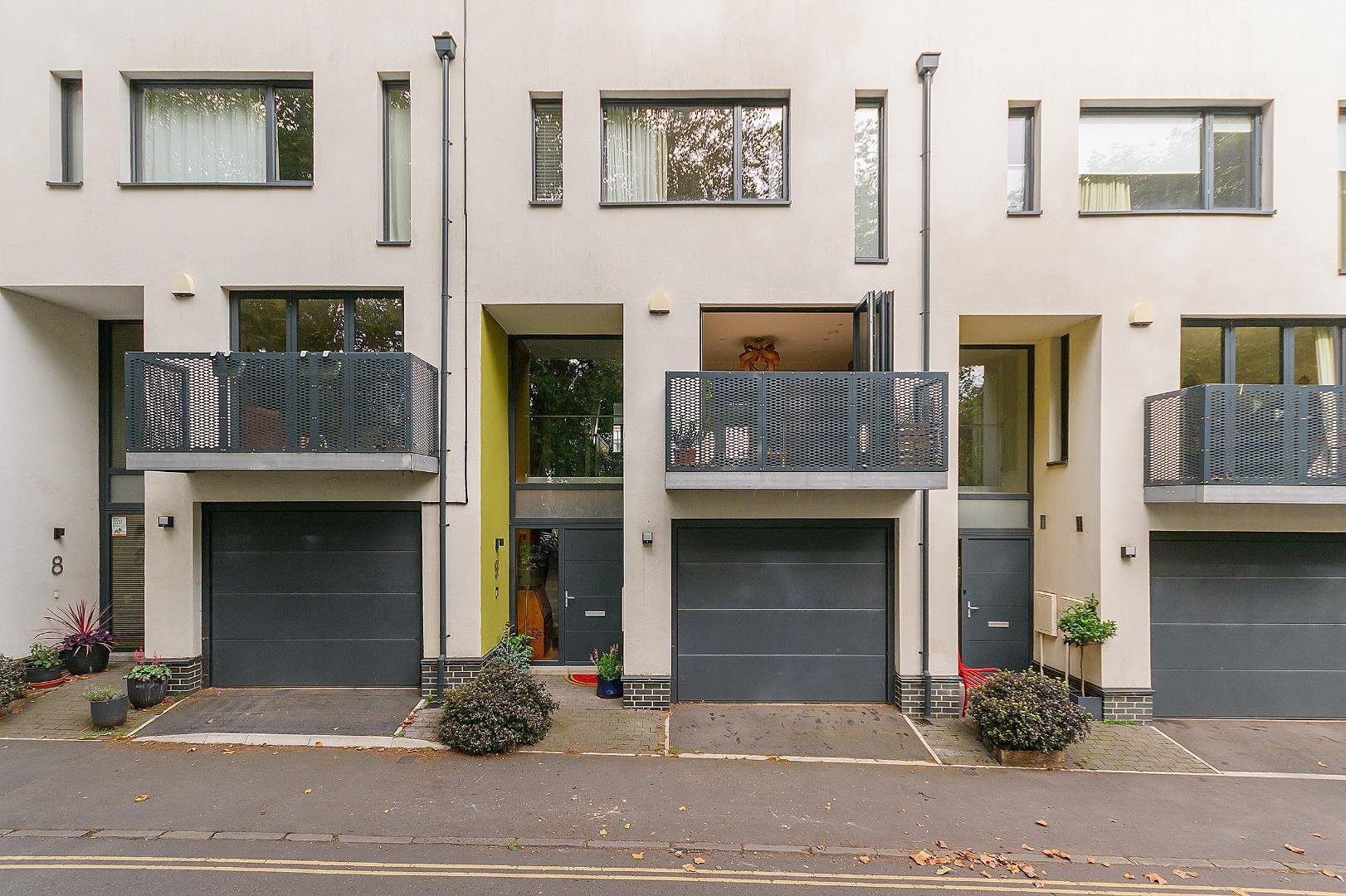 Lydstep terrace southville 34955973 0 l9 tsv external c