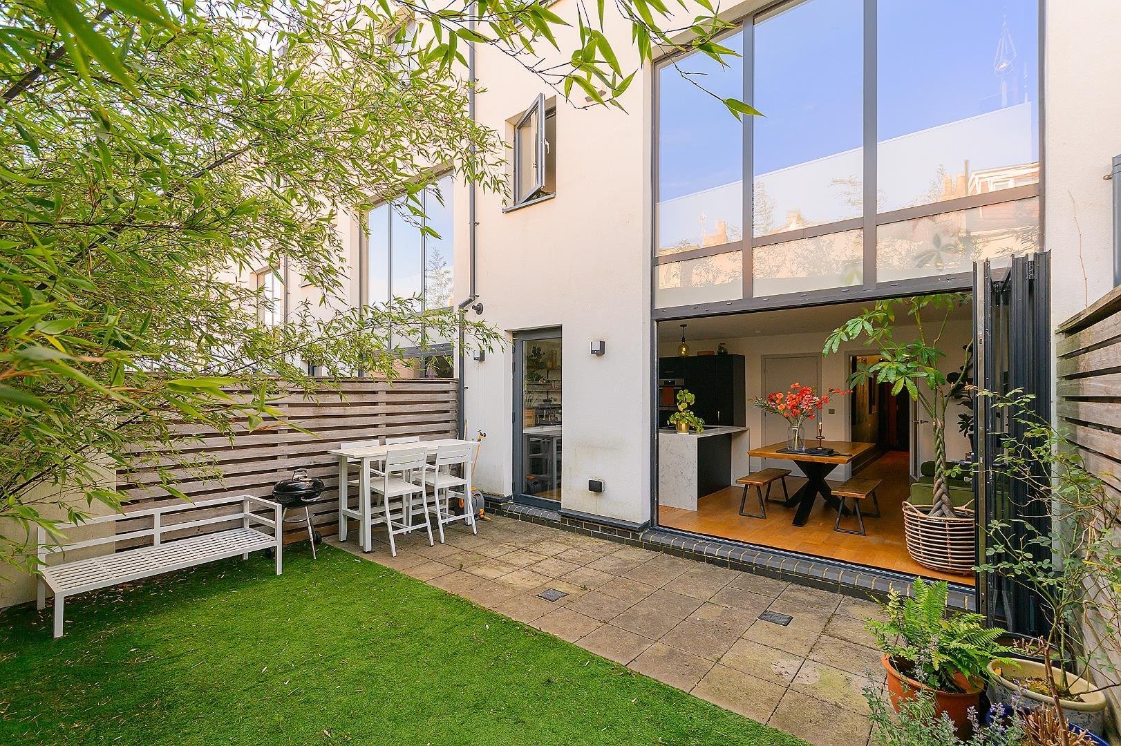 Lydstep terrace southville 34955973 0 l9 tsv external f