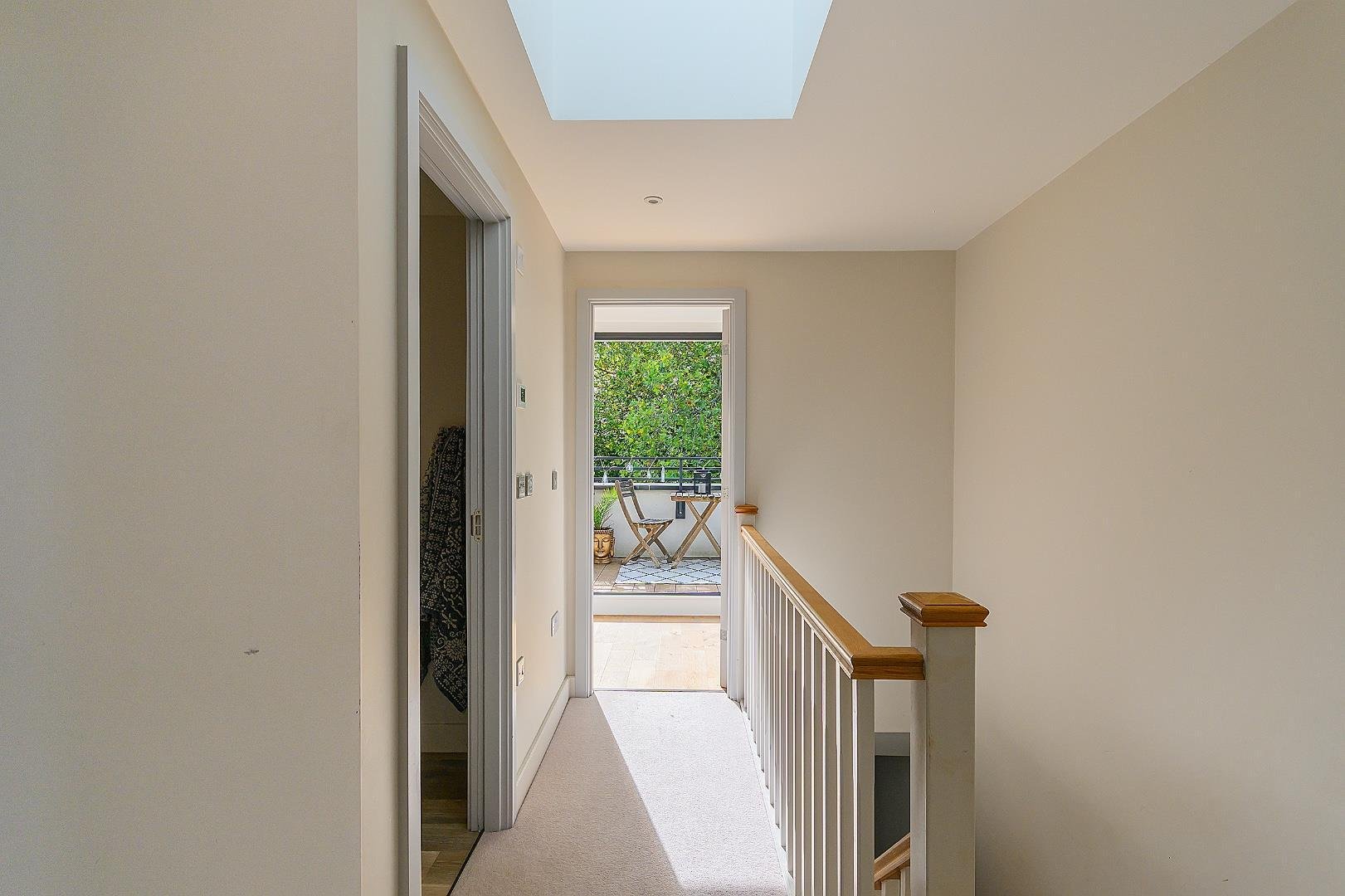 Lydstep terrace southville 34955973 0 l9 tsv landing a
